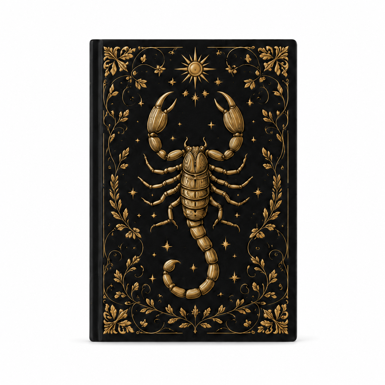 Detalle ornamental del signo Escorpio en la cubierta del cuaderno